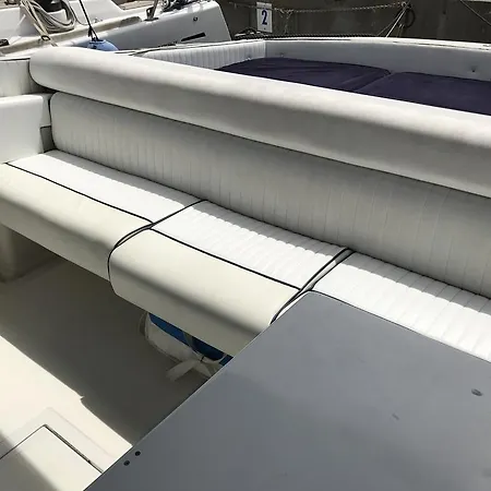 Boat Botel *