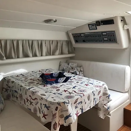 Boat Botel